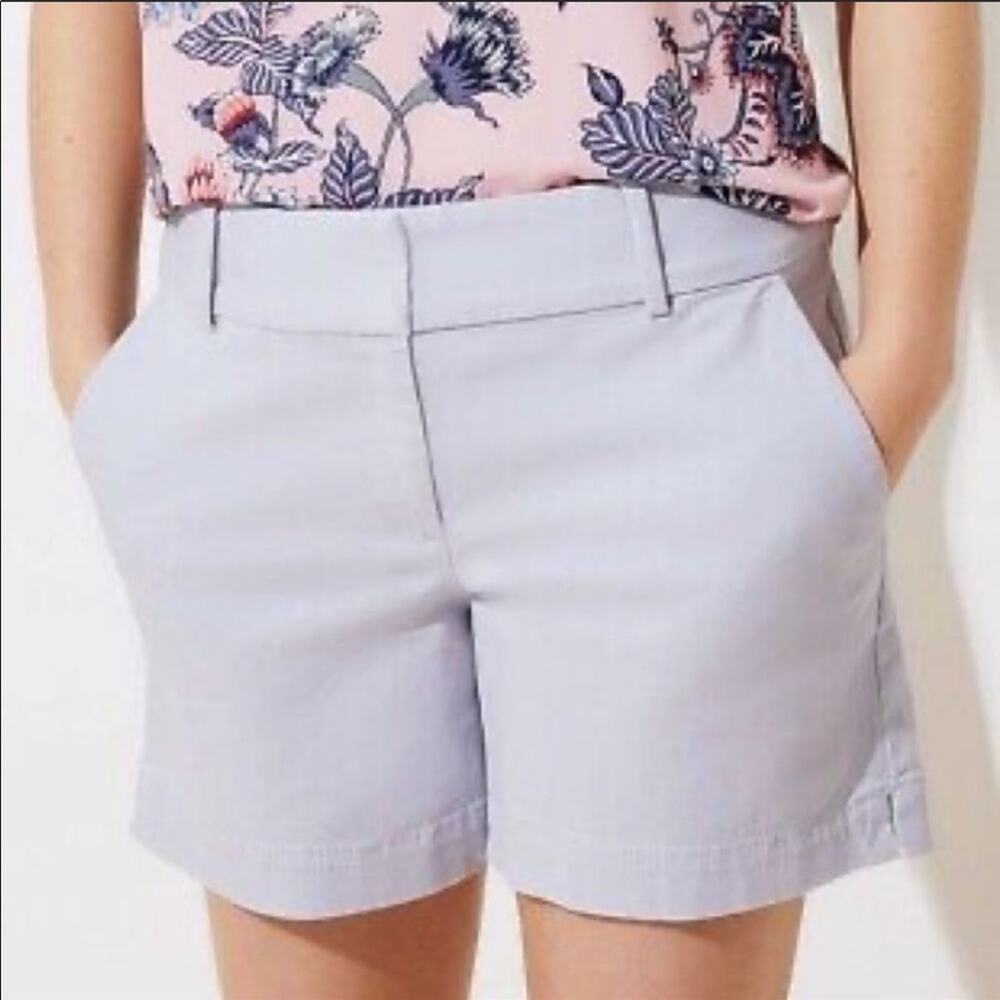 Loft The Riviera Women's Light Gray Mid Rise Shorts Size 2